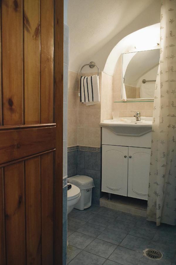 Yi Artistry 1-Bedroom Medieval Holiday House Kalamoti Exterior foto